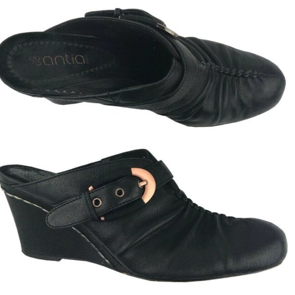 Antia Black Unique Leather Rouched Wedge Clogs 9